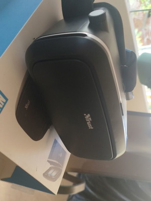 VR glasses Exos like new with original packaging