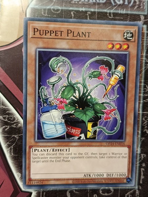 Puppet Plant Yu-Gi-Oh! card like new