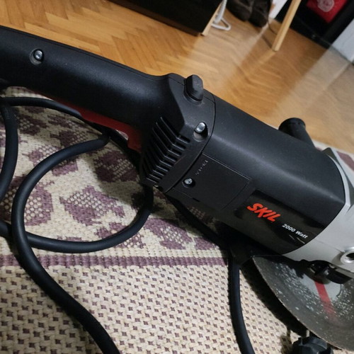 Skil Electric Grinder 230mm 2000w like new