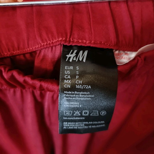 H&M satin pajamas new, red burgundy size S