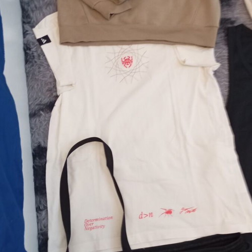 Set of 10 summer and winter clothes, size Small, Puma bag included