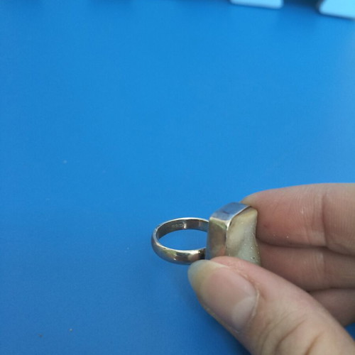 Silver ring with asymmetrical stone 925