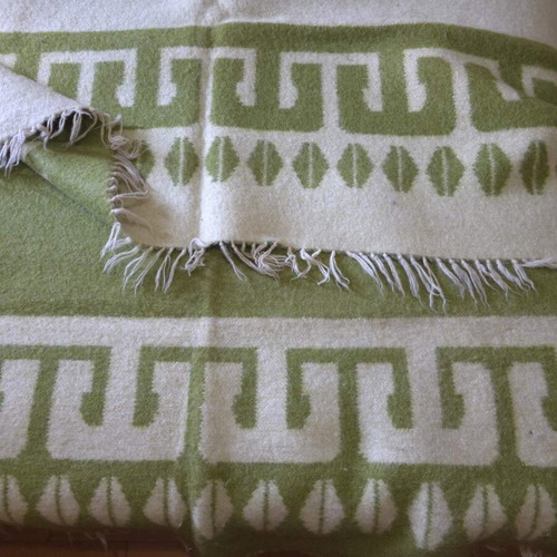 Velentza wool 100% like new, 2.35×1.80 m, vintage