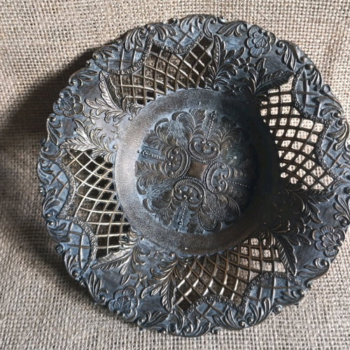 Vintage Italian Ornate Brass Bowl used, decorative centerpiece