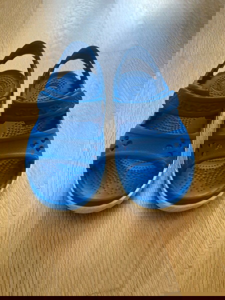 Σανδάλια crocs μπλε , νούμερο c8