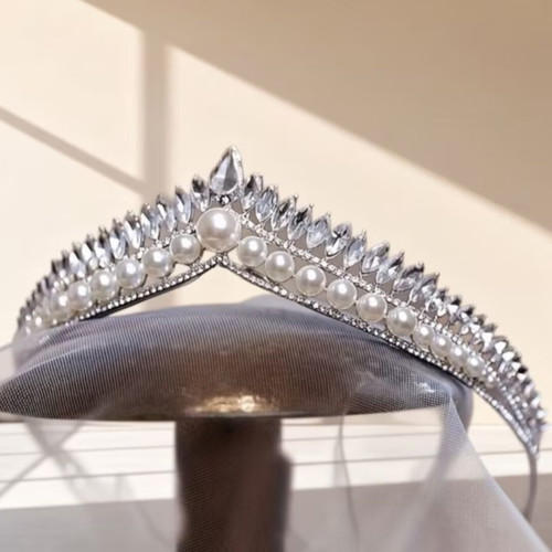 Bridal tiara with crystal rhinestones, new
