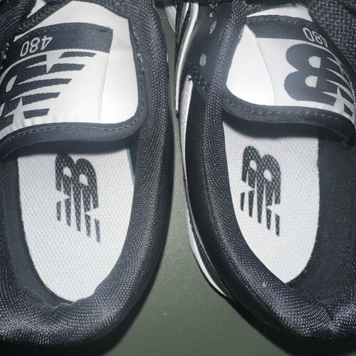 New Balance 480 sneakers size 39.5 like new, black and white