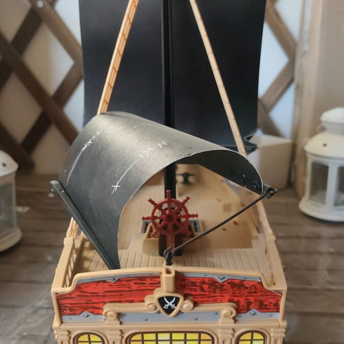 Playmobil 6678 Pirates Pirate Ship used, with missing parts and breaks