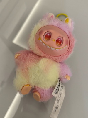 La Bubu used toy