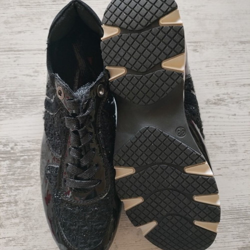 Tendenz women's sneakers new black patent and fabric
