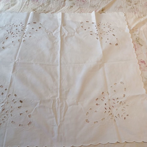 Tablecloth like new