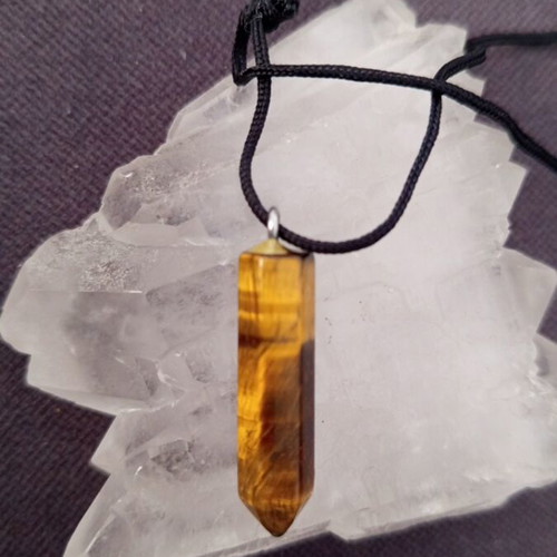 Necklace with tiger's eye energy crystal new