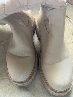 Quilted boot used, size 40, beige, waterproof upper