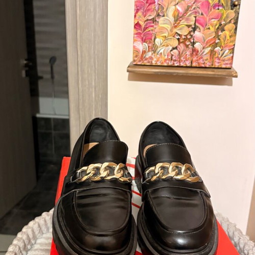 Loafers black H&M like new, size 39