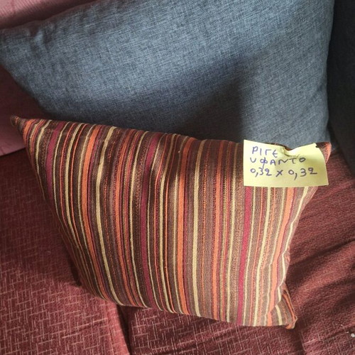 Pillows new, pack of 7, no.2