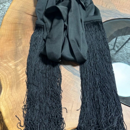 Black scarf with fringes like new