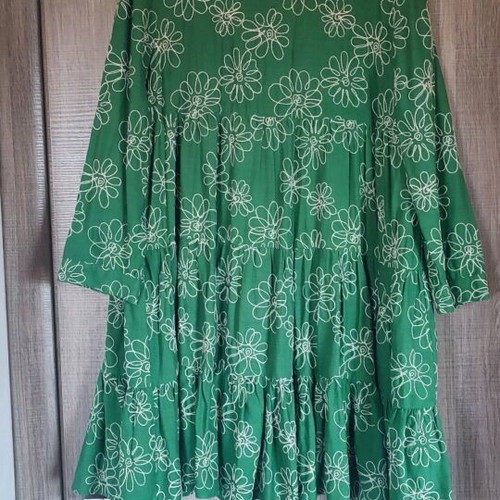 Zara embroidered green dress like new, size M