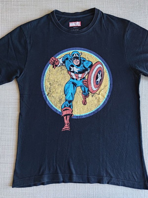 T shirt Captain America size S used, black Zara