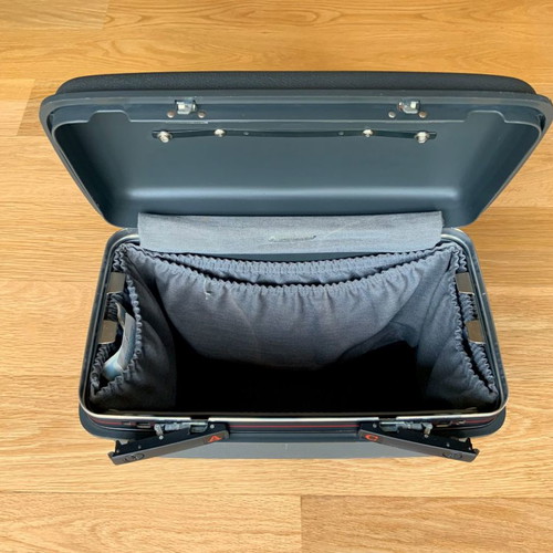 Samsonite Silhouette makeup beauty case used, gray