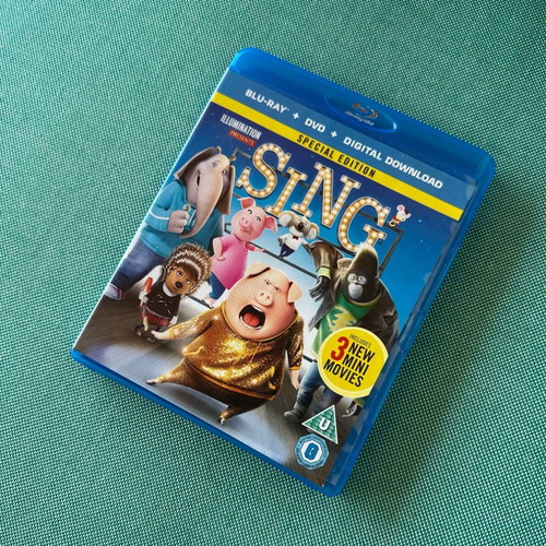 Sing Blu-Ray and DVD 2016 animated film like new