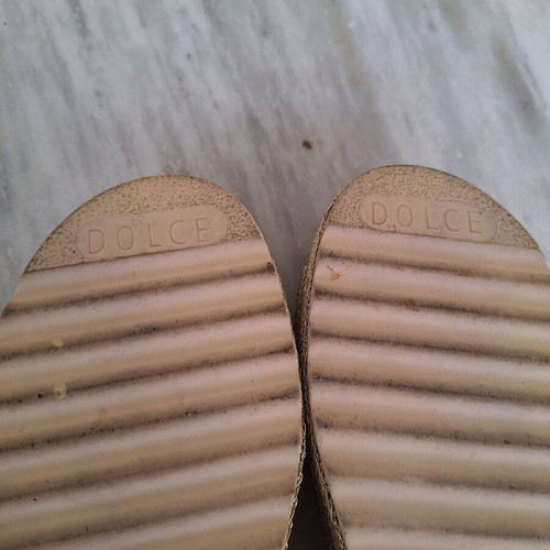 Dolce flat platform leather sandals like new, size 41