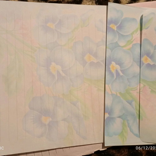 Used correspondence, 1 folder with sheets, 2 sets