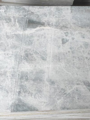Marble slabs new, 256 pieces 30x60 cm and 15 pieces 30x30 cm