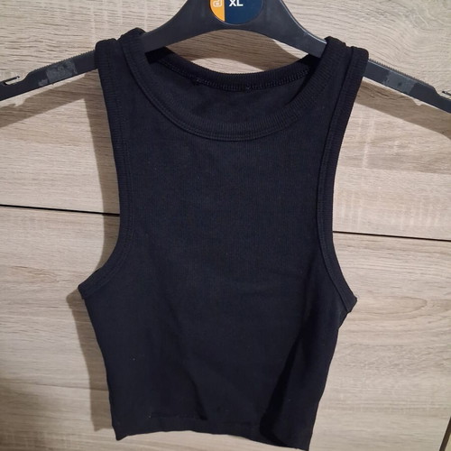 Black tank top, size M