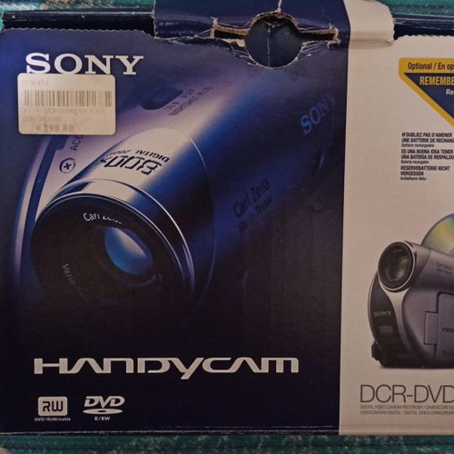 Sony Handycam DVD 105E used digital video camera with Carl Zeiss lens