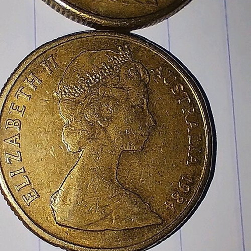 Australian coins used, pack of 4 one dollar pieces