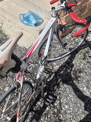 Scott Speedster S20 road bike 2011 with Shimano Ultegra and Campagnolo brakes