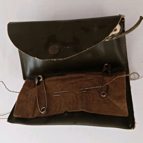 WWII US Army Hussif Military Sewing Set like new