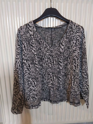 Μπλούζα πλεκτή γυναικεία Anel σαν καινούργια, small/medium, μαύρο και άσπρο