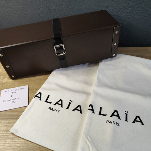 ALAIA Paris leather shoe box and dustbags used
