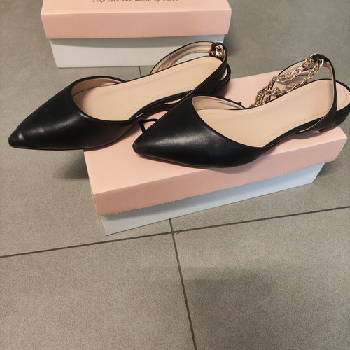 Bozikis black ballerinas size 38 used with gold chain detail