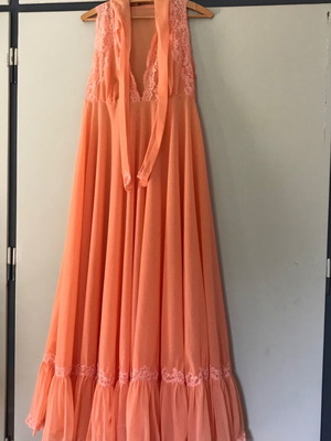 Bridal nightgown like new, size S, orange