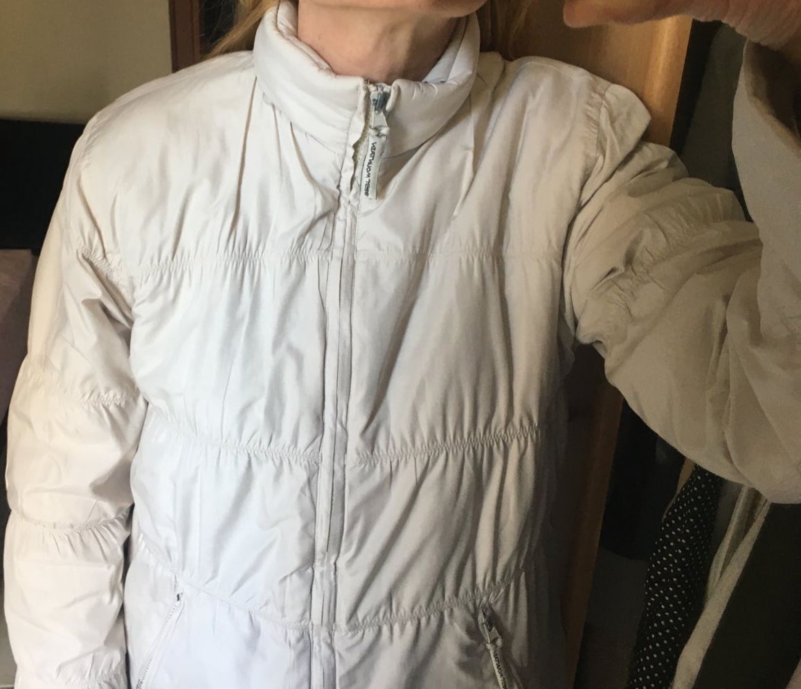 Best Mountain jacket used, size M, ice… - € 4,50 - Vendora.cy