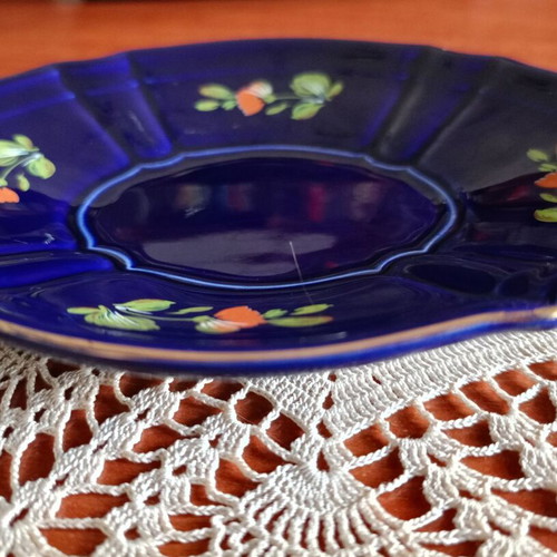 Oval blue vintage plate like new with colorful floral details