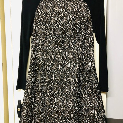Dolce Domenica dress used, size M/L, black with Avon lipstick gift