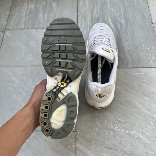 Nike Air Max Plus sneakers used, size 45, white