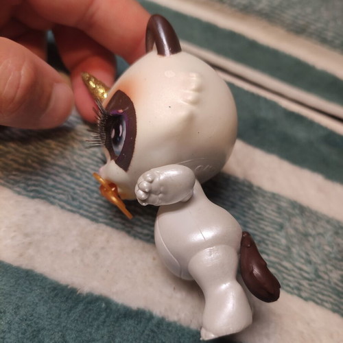 Poopsie Sparkly Critters Drama figure used