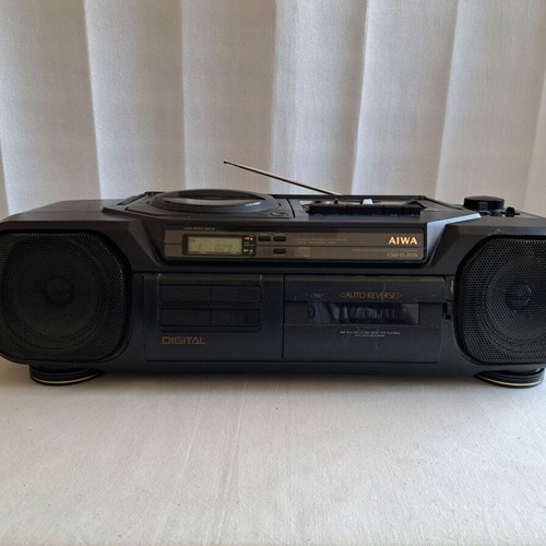 Aiwa CSD-XL205H CD Radiocassette Player used, radio and CD working