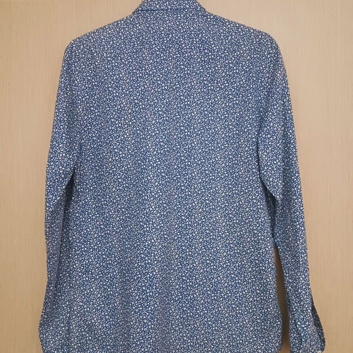 Zara Man slim fit men's shirt size M, blue and white floral