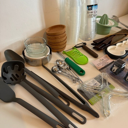 Kitchen and household items like new, assorted accessories