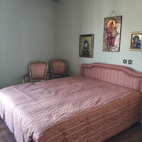 Double bed like new with mattress, headboard, and Italian fabrics