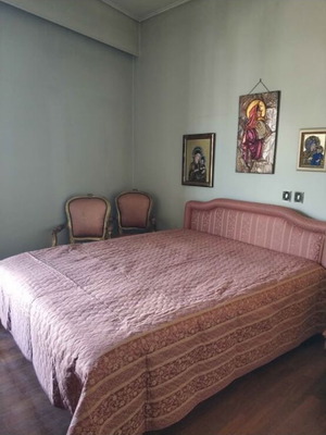 Double bed like new with mattress, headboard, and Italian fabrics