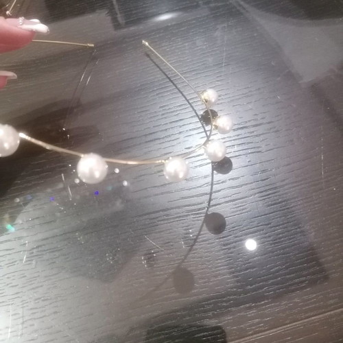 Headband new with pearls