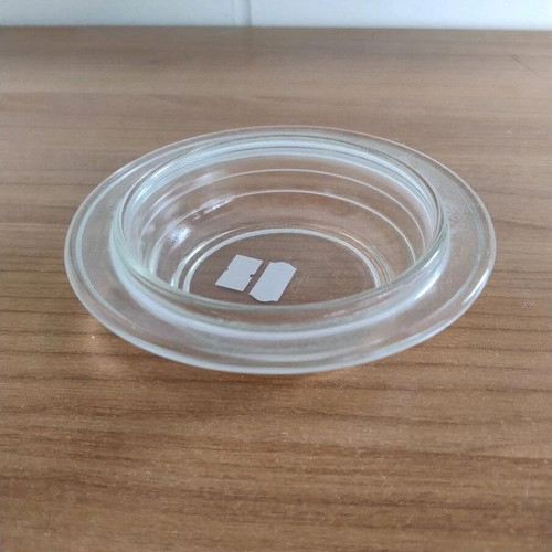 Dessert bowl for ice cream or nuts, like new, diameter 14.5 cm