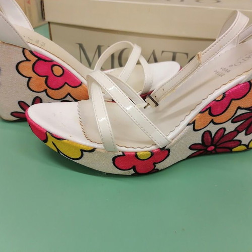 Migato Vintage Vera Pelle Floral Platform Sandals Size 41 Used