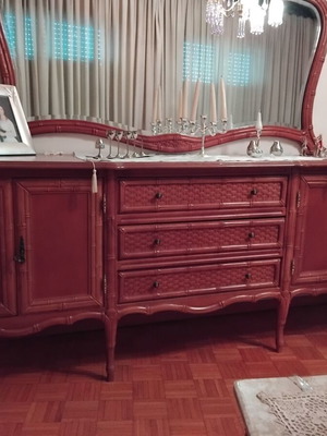 Buffet with mirror